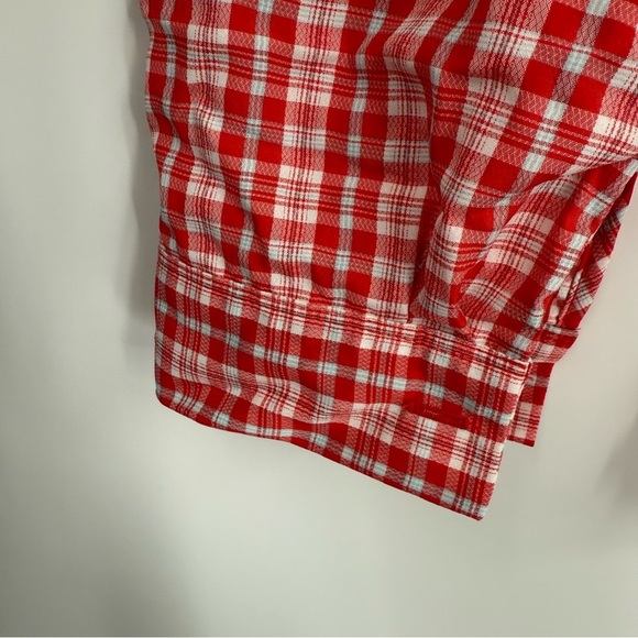 Eddie Bauer Women’s Nylon Camp Shirt Size 2X Red Plaid Roll Tab Button Up - Picture 8 of 9